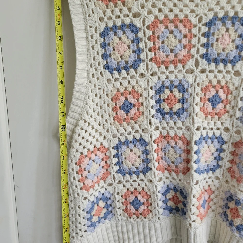 Lucky Brand Women's Granny Square Crochet Vest - Picture 6 of 16